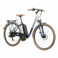 Raleigh Array Low Step Electric Hybrid Bike, 400Wh Battery, 700c Wheel, 45cm - Silver/Blue 45cm - Image 2