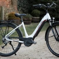 Forme Morley Pro ELS Ladies Step Through Hybrid Electric Bike, Bosch 400Wh - Gloss White - Image 4