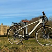 Dallingridge Malvern Hybrid Trekking Electric Bike, 700c Wheel, 6 Speed - Satin Silver/Camel - Image 2