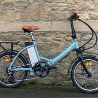 Juicy Compact Plus Folding Electric Bike - Ice - Image 3