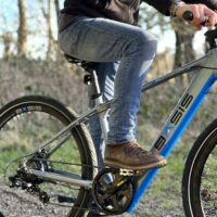 Ex-Demo Basis Protocol Hybrid Electric Bike, Integrated Battery, 700c Wheel - Light Graphite Blue - Image 3