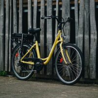 Neomouv Linaria Urban Electric Bike 28in Wheel - Lemon - Image 3